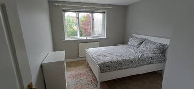 Furnished Double Room in Modern Detached Home Main Photo