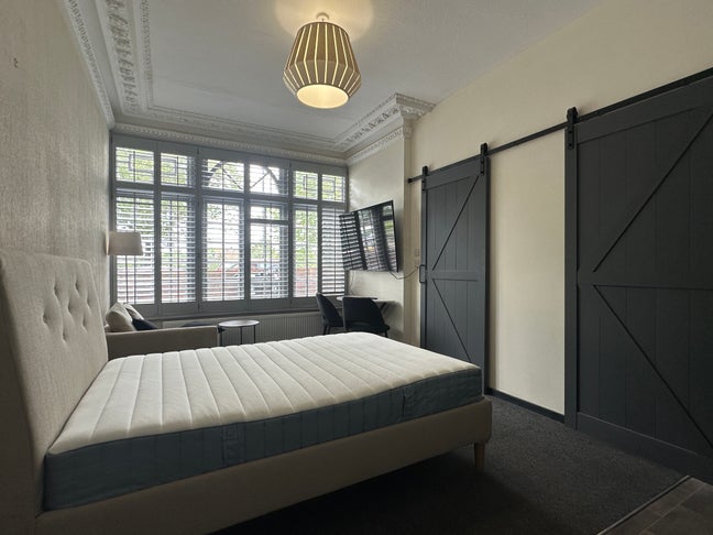 Premium Room to Rent – Gloucester Road, Bristol Main Photo