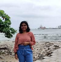 Professional Female seeks a single or double room Main Photo