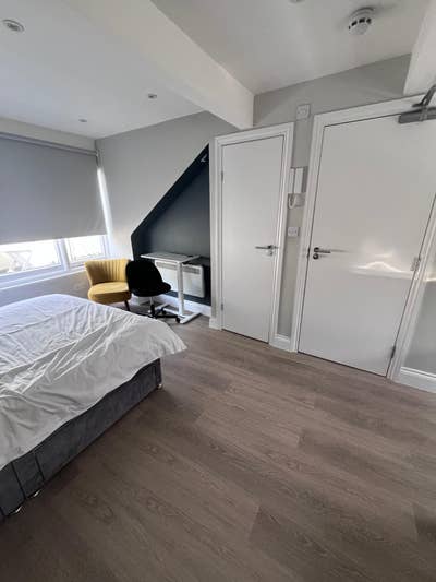 Studio to rent in Tollington Road Main Photo