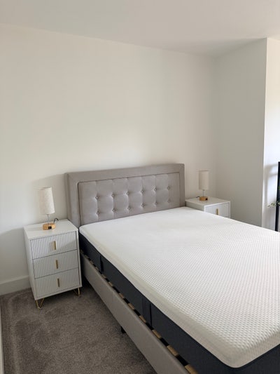 New double bedroom with private bathroom Main Photo
