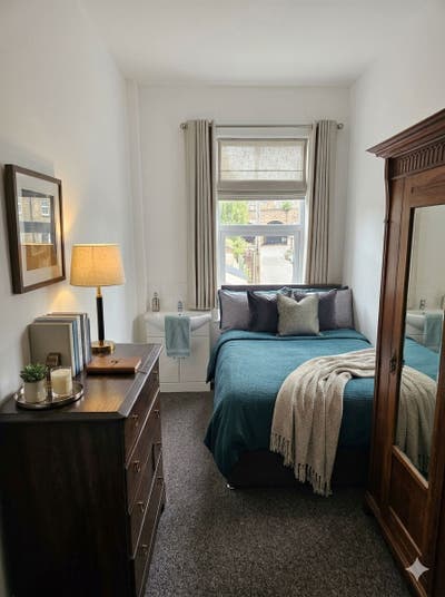 Modern Victorian house minutes from Exeter Quay! Main Photo