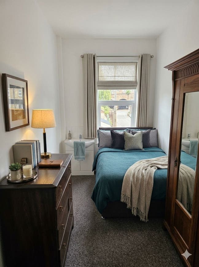 Modern Victorian house minutes from Exeter Quay! Main Photo