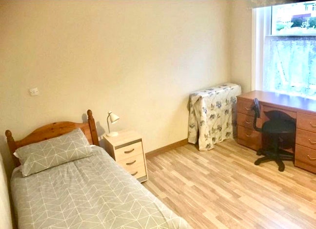 Spacious room in Fortescue Road, Bournemouth  Main Photo