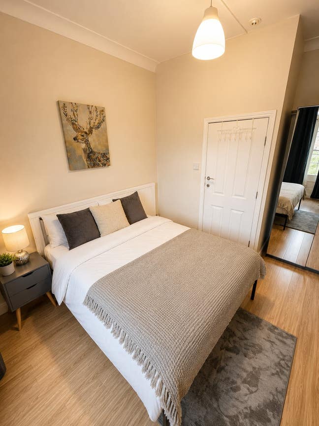 Confortable Room - All bills included-Lovely House Main Photo