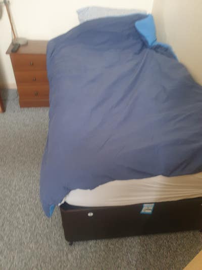 Single  room Main Photo