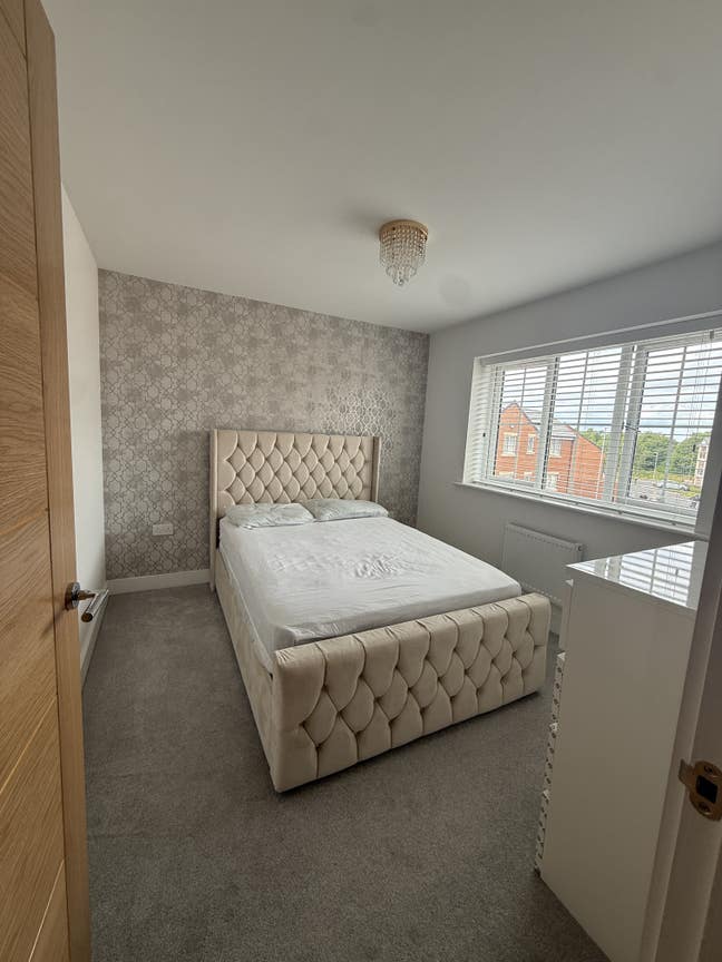 Double room available for rent in Walsall Main Photo
