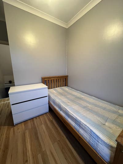 Single Room in Leyton  Main Photo