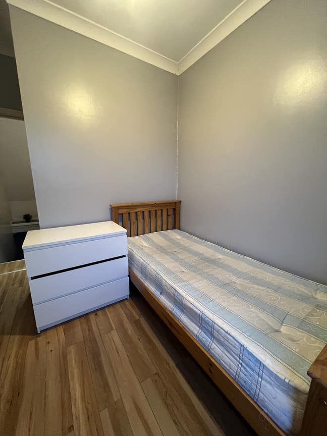 Single Room in Leyton  Main Photo