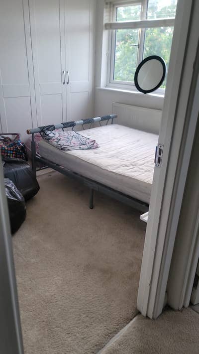 Double Room  Available  in  Gants  Hill  -   IG2  Main Photo