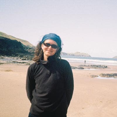 Looking for a room/buddy up in friendly house Main Photo
