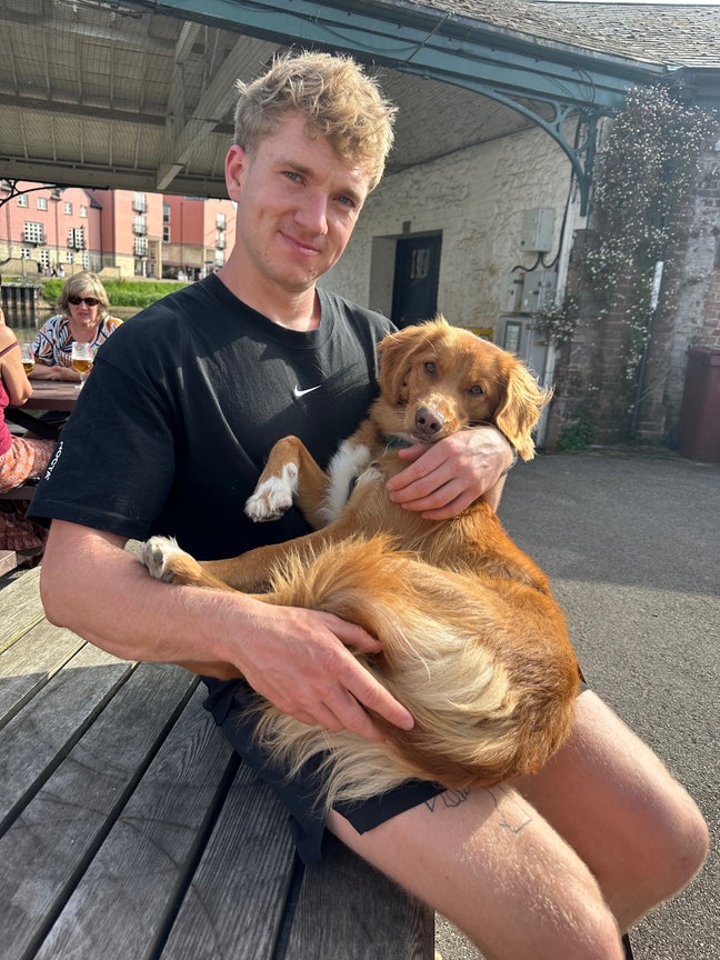 Room or buddy-up wanted for me + very cute dog Main Photo