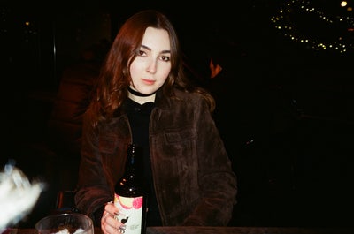 Hiya! I’m 24, working in hospitality while ... Main Photo