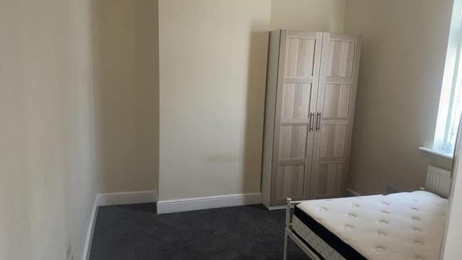 Room to Rent – TW4 Main Photo