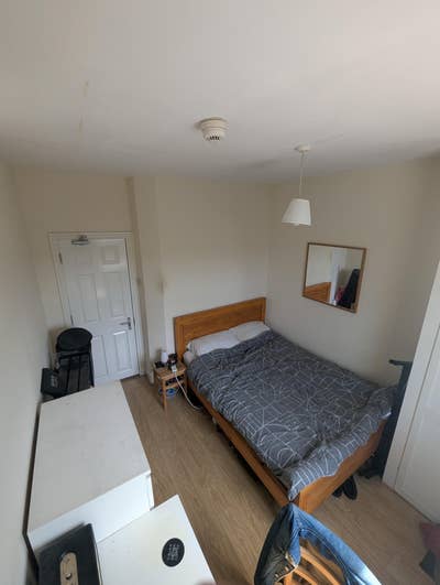 Double room available in Manor House Main Photo