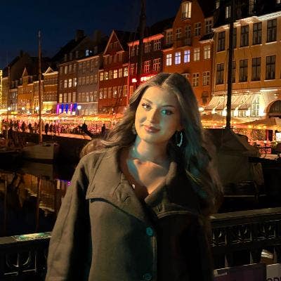 Professional Female looking for a room/Buddyup Main Photo