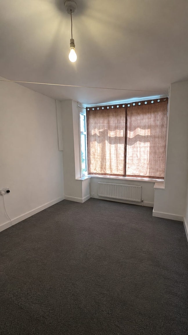 Room for rent included all bills. Main Photo
