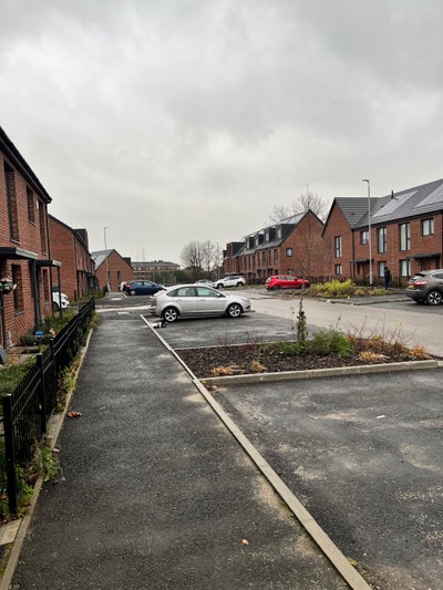 Spacious En-suite Room |Bills Included-Salford  Main Photo