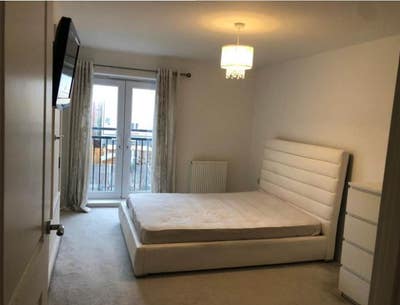 Master Ensuite Room – Chase Way, Grays RM20 4BP Main Photo