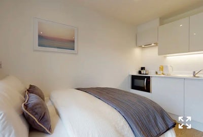 One London Road - Student Studio  Main Photo
