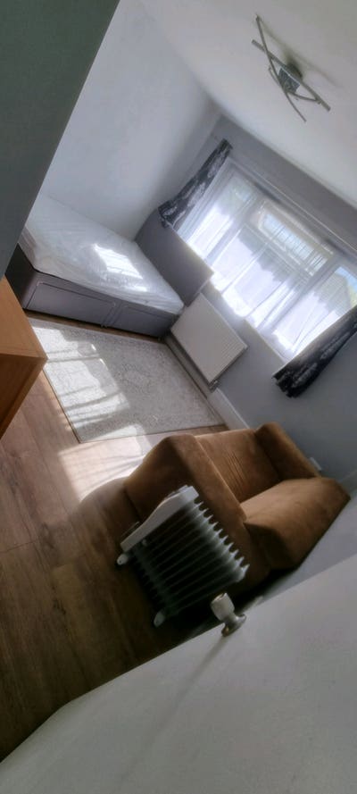 Spacious 1 Bedroom Flat to Rent – Northolt Main Photo