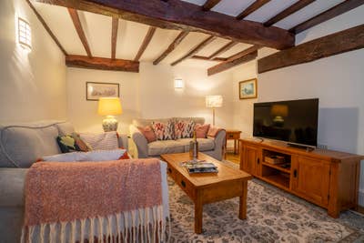 Short Let/Contractor Serviced Accommodation Main Photo