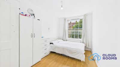 East London – E1 🏠 Stepney / Shadwell Zone 2 Main Photo