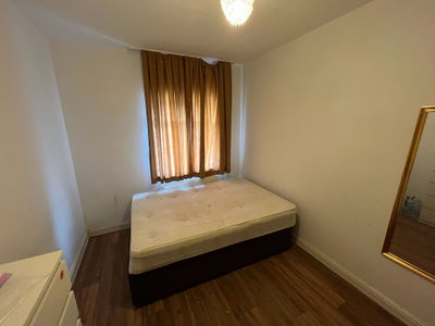 Room to let Main Photo