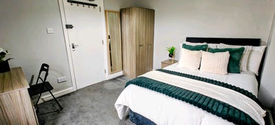🌟 City Centre Premium Double Room 🌟 Main Photo