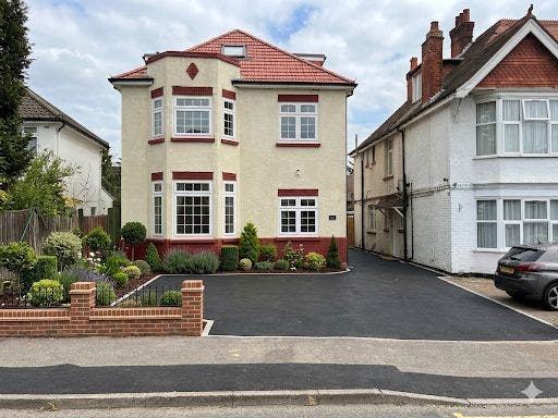 Brand New Luxury Co-Living House|Slough Town Centr Main Photo