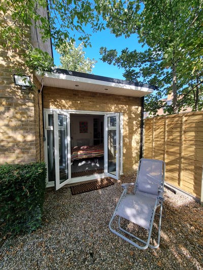 Own Entrance Self Contained Room Private Bathroom Main Photo