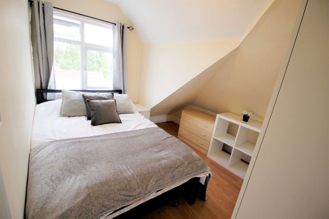 🔥Last Room✨Clean&Friendly😍13Min to Northfields🚆 Main Photo