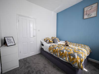 PO4|Clean Quiet House | Double | &pound;620+1 Week Free Main Photo