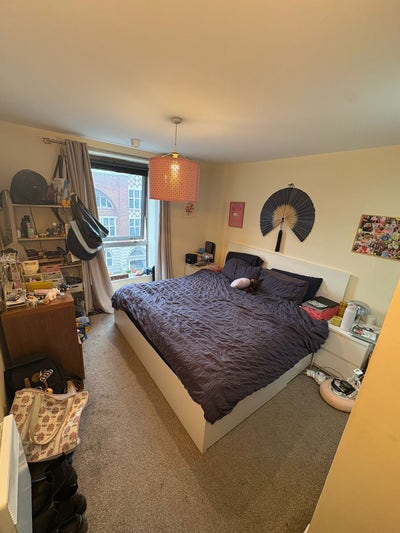 Spacious Ensuite room available in JQ/Birmingham Main Photo