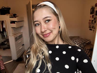 Student Female seeks a single or double room Main Photo