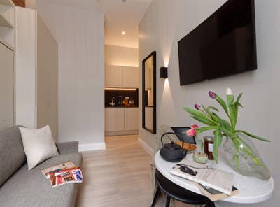Bills Included, Shared Patio, Short/Long Lets 🔥 Main Photo