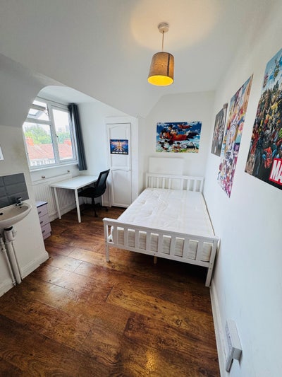 Large double room & small double room Main Photo