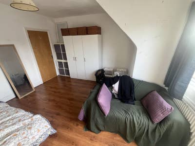 BIG Bedroom in Crouch End with friendly housemates Main Photo
