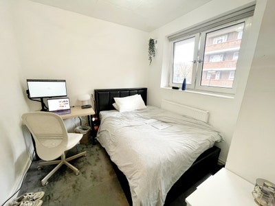 Bright Rooms Brick Line - Liverpool Street Main Photo