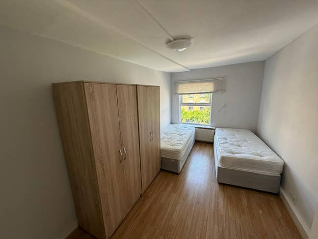 DSS - 1 Bed Flat Available in Stoke Newington N16 Main Photo
