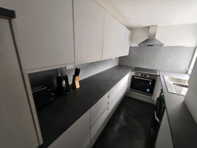 🏠 Newly redecorated cosy house in Macclesfield  Main Photo