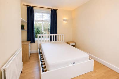 🌿 Two Double Rooms Available | Garden House Share Main Photo