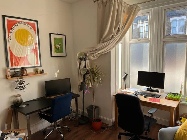 Double room with en-suite to rent from July 1st Main Photo