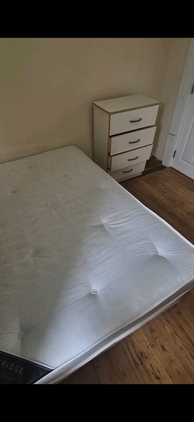 Small Double Limehouse 950 Universal Credit Allowe Main Photo