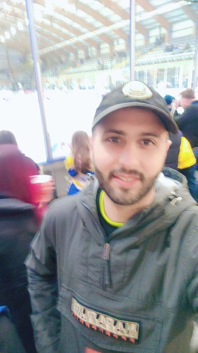 II am a 33-year-old man and I have recently b... Main Photo