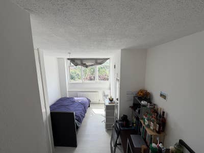 Spacious Double Room in Canary Wharf | Bills Inc. Main Photo