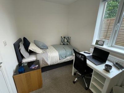 Beautiful Room, Great Value. Main Photo