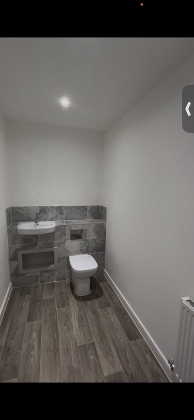 Double & Single Rooms in Friendly Home Main Photo