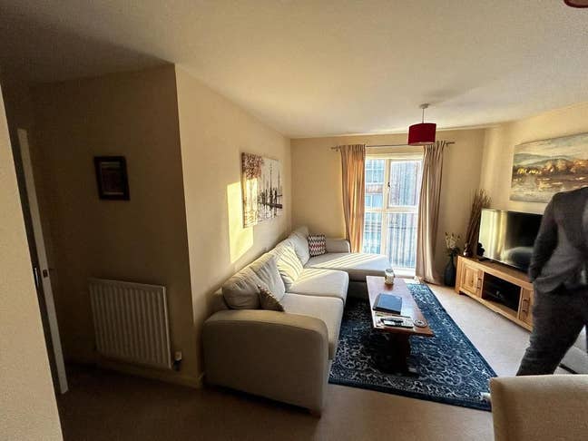 Double room in a 2-Bed Flat- Fenny Stratford Main Photo