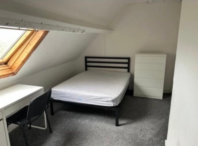 Room near Treforest Campus  Main Photo
